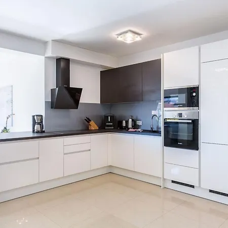 Ferienwohnung Fur 8 Personen Ca 120 Qm In Medulin, Istrien Sudkuste Von Istrien
